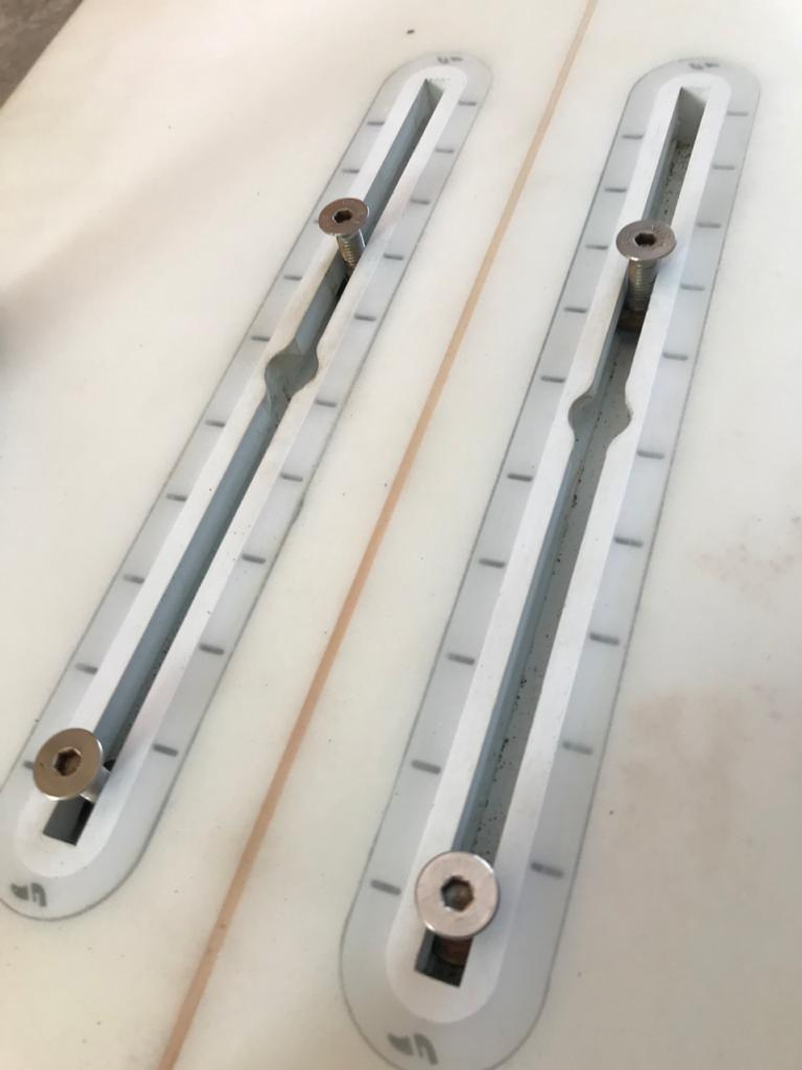 FOIL FANATIC + TABLA SURFERA 6