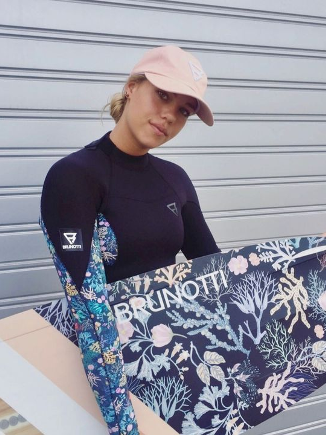 BRUNOTTI LEVITATE  <br>  Woman Multi-Use Rígido 3