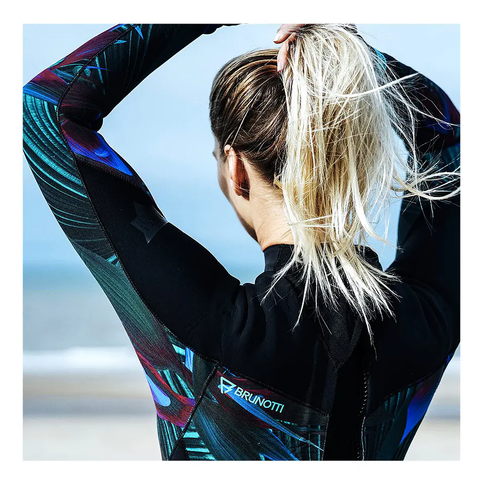 BRUNOTTI NIGHTBIRD <br> TRAJE DE AGUA MUJER 1