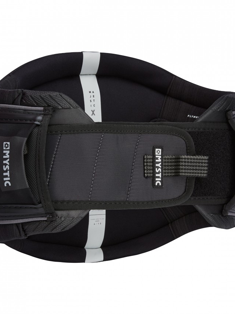 MYSTIC Majestic X Black/White 2