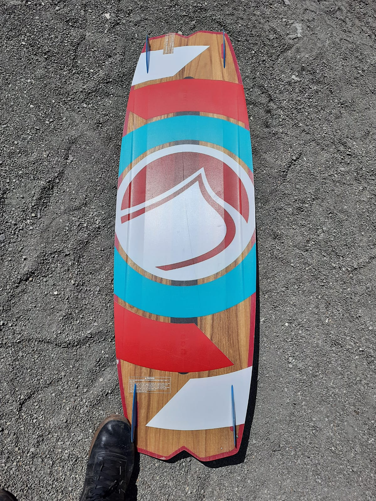 Tabla Liquid Force Legacy <br> VENDIDA 3