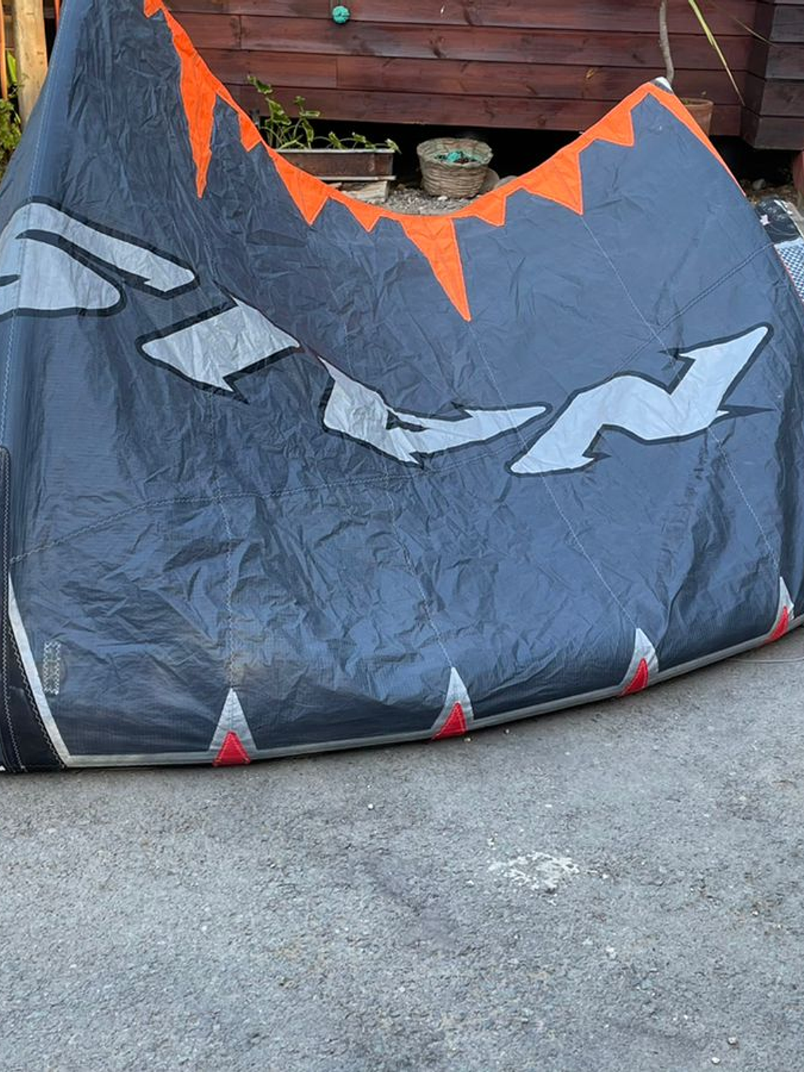 Naish Pivot 8M + Barra  1