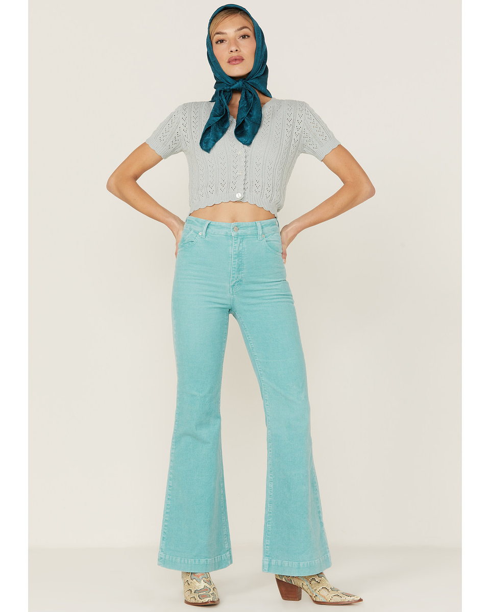 Beyond The Radar Women's Fitted Short Sleeve Cardigan  2