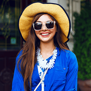 Transparent sunglasses with black UV crystal