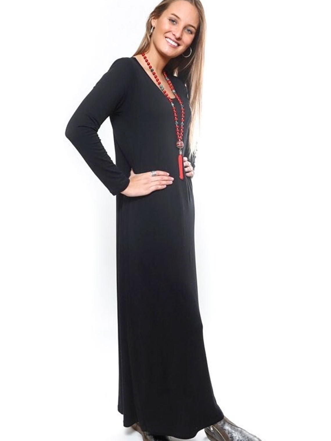 VESTIDO BASICO AMANDA CUELLO REDONDO 3