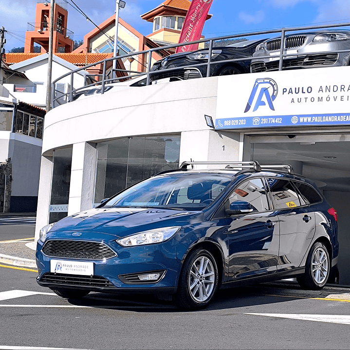 FORD FOCUS ECOBOOST TITANIUM  1