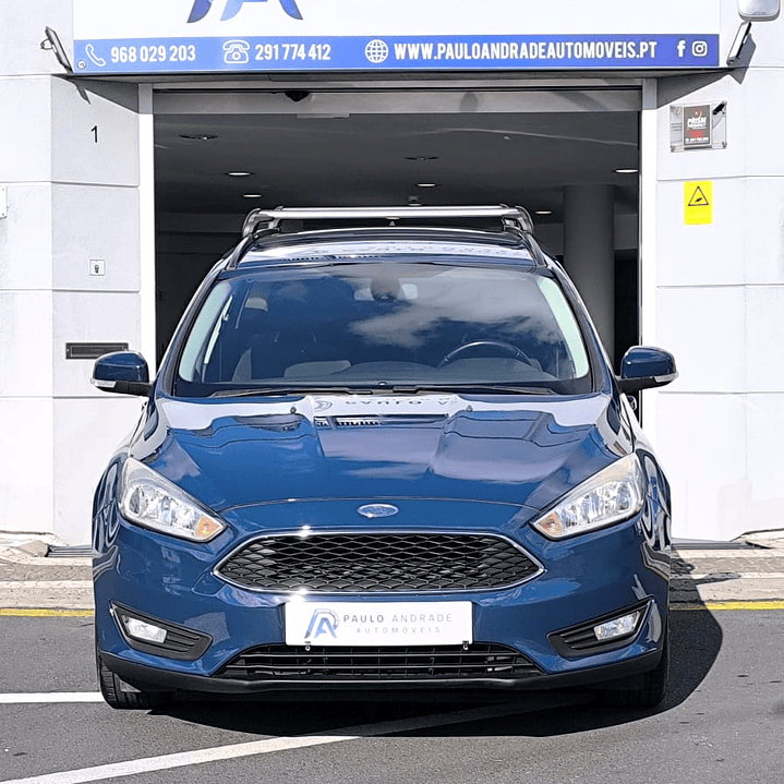 FORD FOCUS ECOBOOST TITANIUM  2
