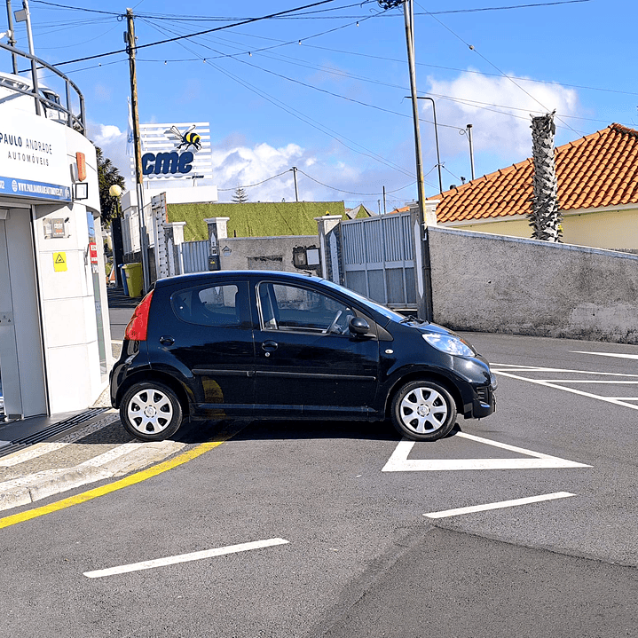 PEUGEOT 107 ACTIVE 5