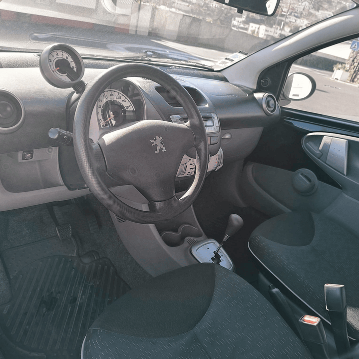 PEUGEOT 107 ACTIVE 7