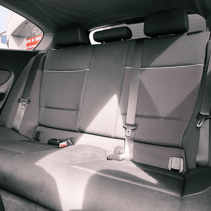 BMW SERIE 1 118D SPORT 9