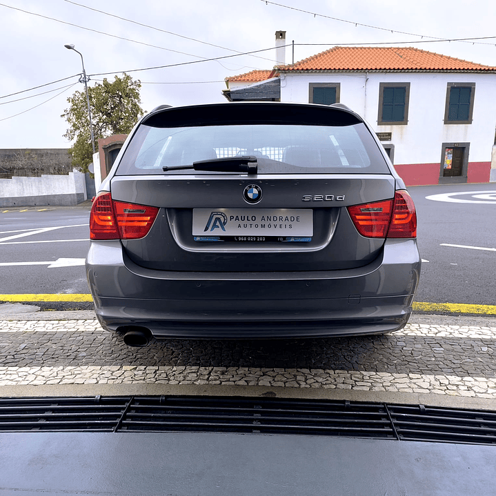 BMW 320D E91 LCI 6