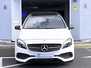 MERCEDES-BENZ A 200D AMG PACK NIGHT