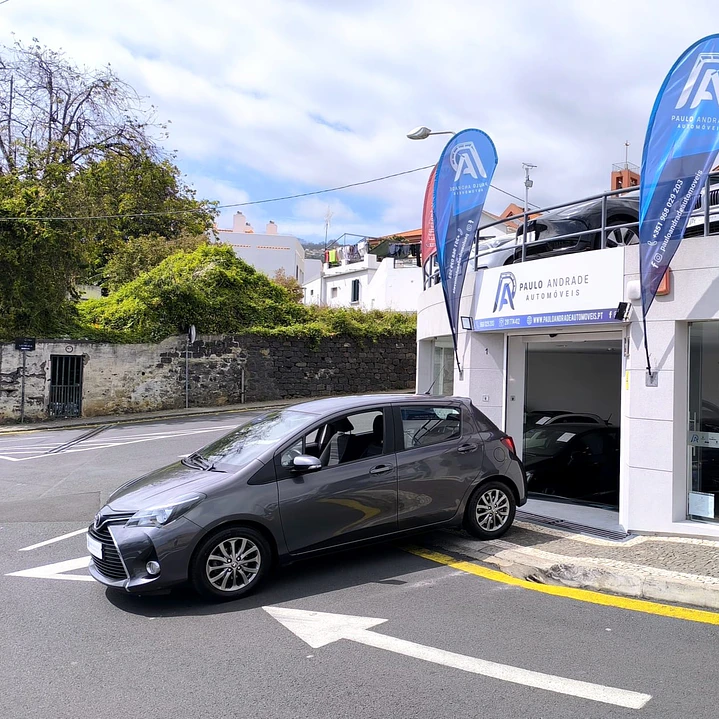 TOYOTA YARIS D-4D COMFORT+ P.STYLE 4