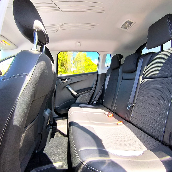 PEUGEOT 2008 ALLURE PURETECH 9