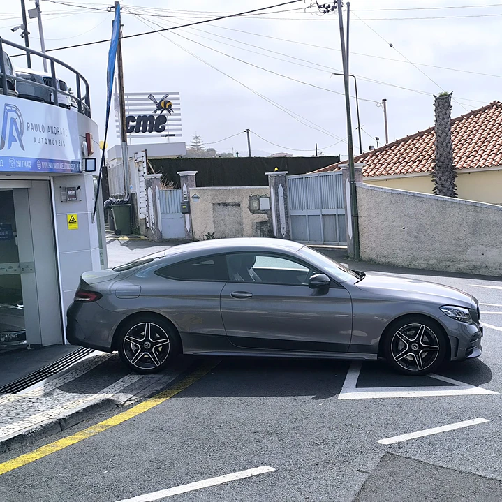 MERCEDES-BENZ C 220D COUPÉ AMG 5