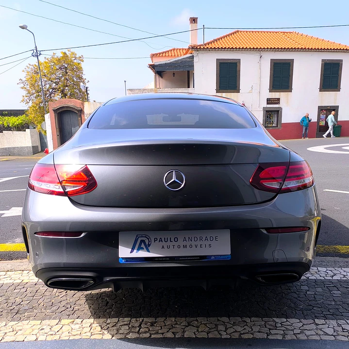 MERCEDES-BENZ C 220D COUPÉ AMG 6