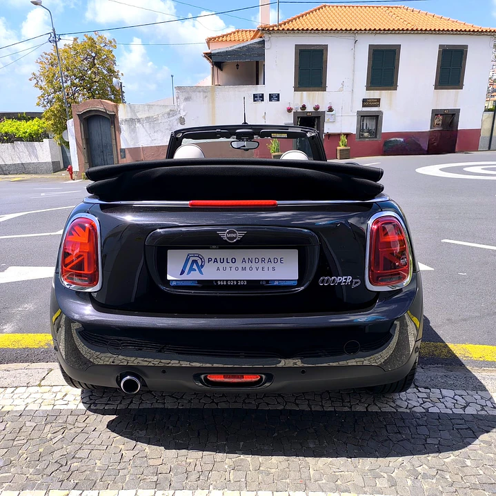 MINI COOPER D CABRIO SIDEWALK 6
