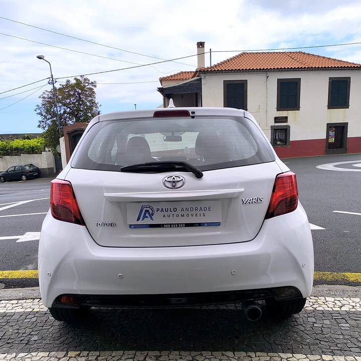 TOYOTA YARIS D-4D COMFORT 6