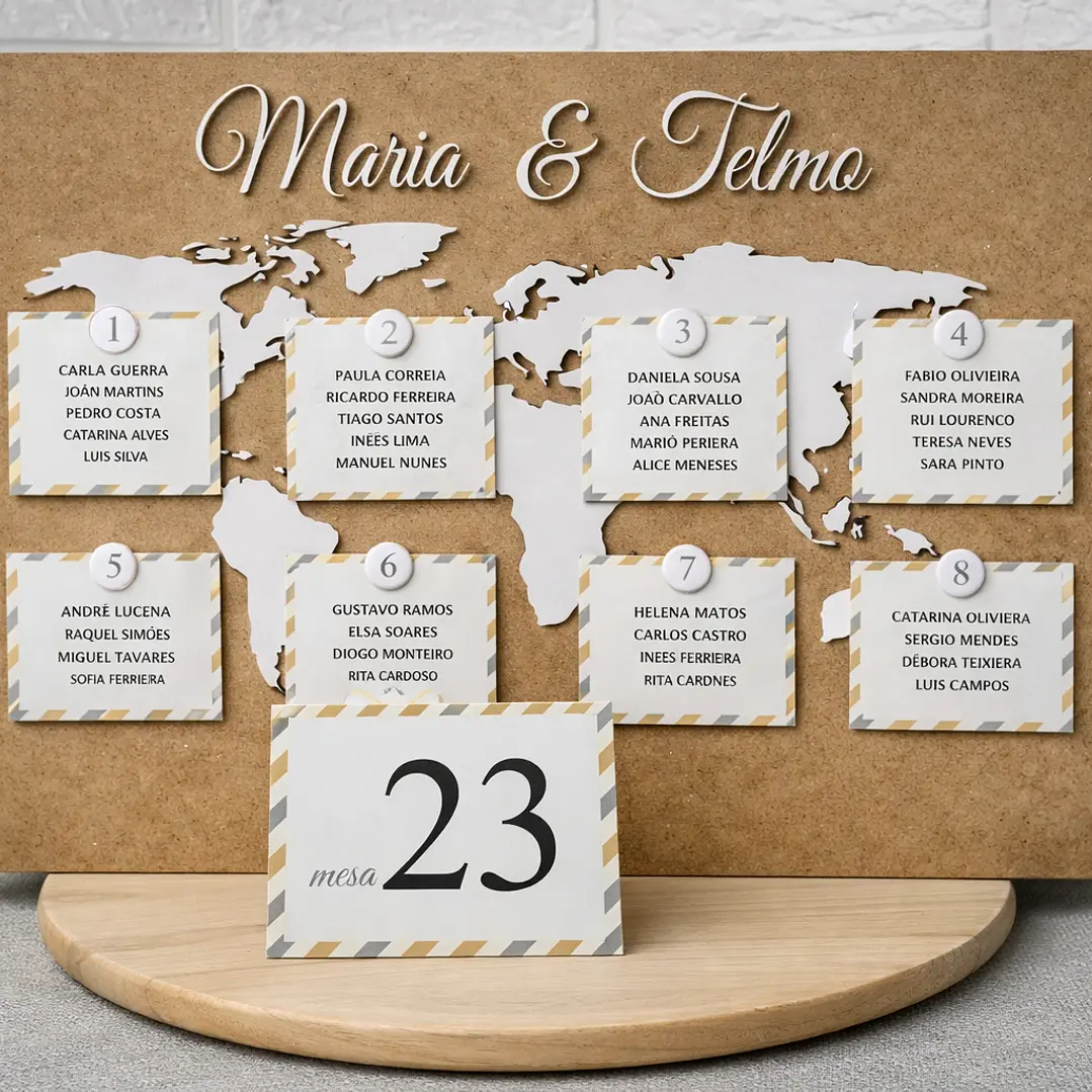 Placar de Distribuição de Mesas – Tema Viagens com Mapa Mundo | Personalizado para Casamento 1
