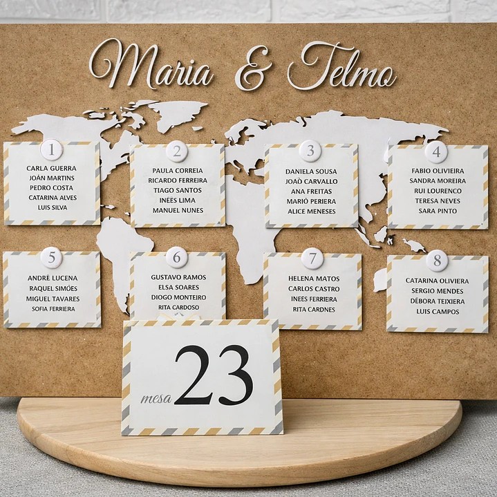 Placar de Distribuição de Mesas – Tema Viagens com Mapa Mundo | Personalizado para Casamento 1