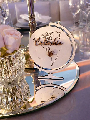 Marcador de Mesa Globo – Personalizado para Casamentos com Tema Viagens