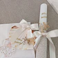 Kit de Batizado Personalizado – Caixa em Madeira com Tampa de acrílico e nome em mdf, Vela, Concha e Toalha com flores - Thumbnail 2