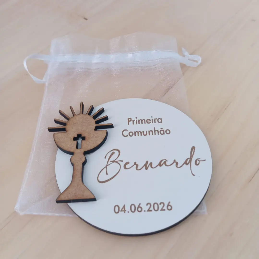 Lembrança personalizada de Primeira Comunhão – com cálice 1