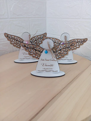 Anjo personalizado de Primeira Comunhão – com base