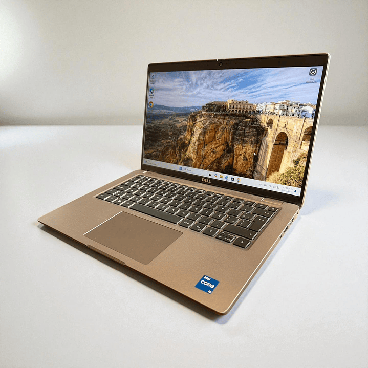 Dell latitude 5440 / i5-1335U / 32GB RAM / 512GB SSD / Pantalla 14 FHD 4