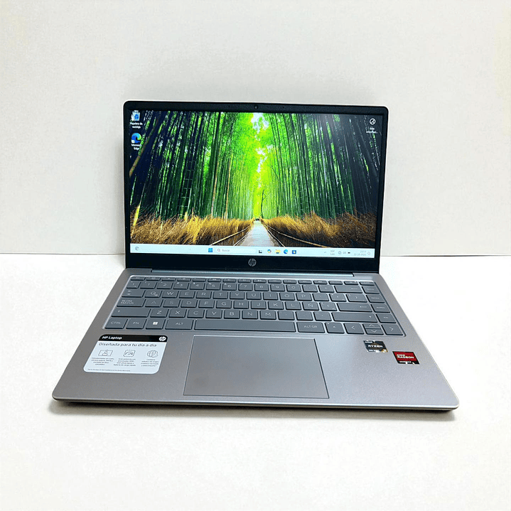 HP 14-EM / Ryzen 5 7520U / 8GB RAM / 512GB SSD / Pantalla 14 FHD 2