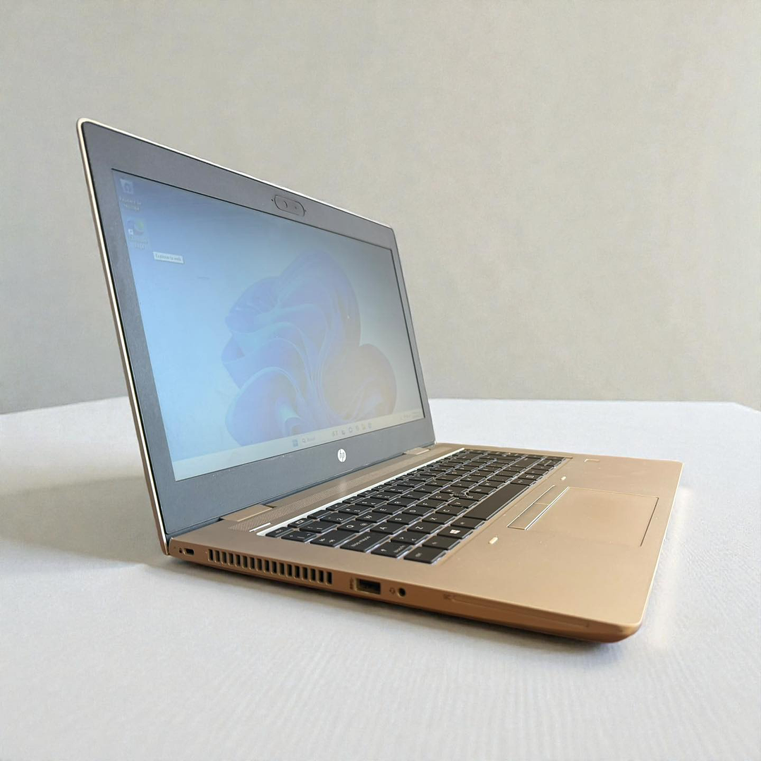 HP Probook 640 G5 / i7-8565U / 8GB RAM / 256GB SSD / Pantalla 14 HD 3