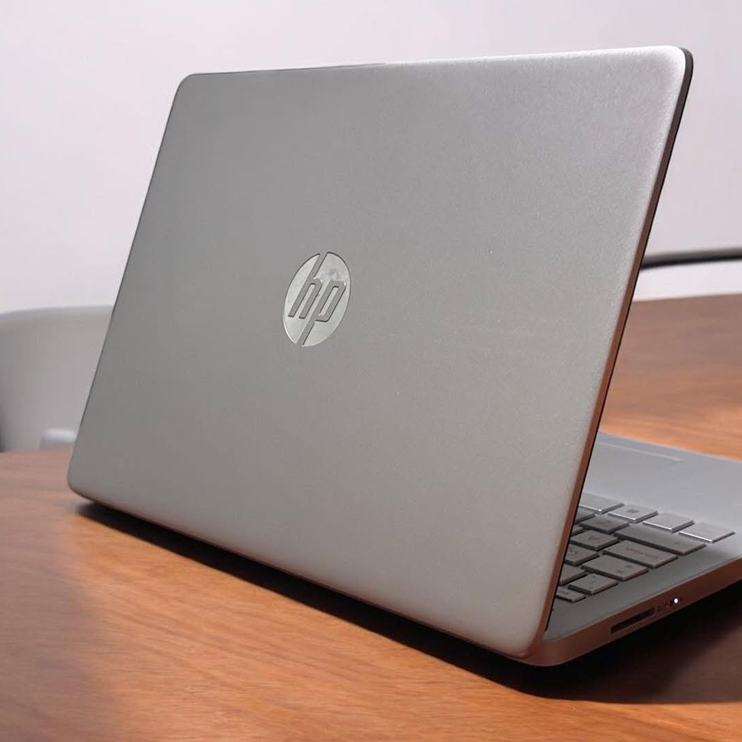 HP 14 DQ / i3-1215U / 16GB RAM / 512GB SSD / Pantalla 14 FHD 2