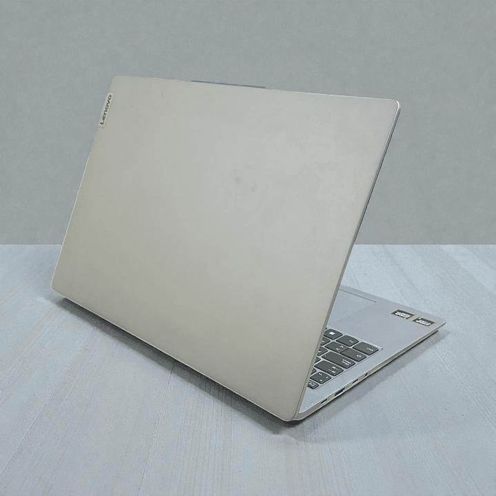 Lenovo Ideapad Slim 5 16AHP / AMD Ryzen 7 8845HS / 16GB RAM / 1TB SSD / Pantalla 16 Pulgadas 2