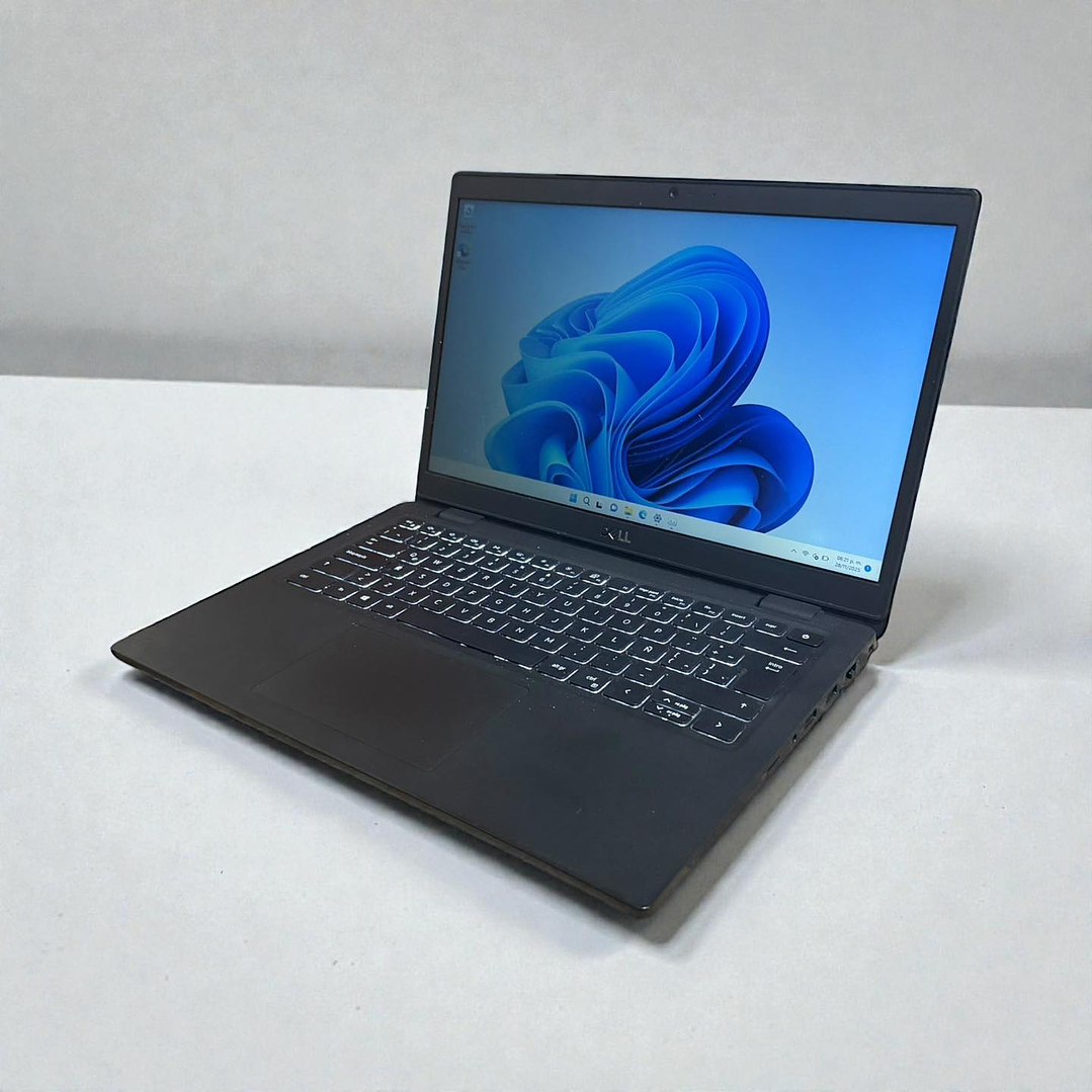 Dell latitude 3420 / i7-1165G7 / 16GB RAM / 512GB SSD / Pantalla 14 HD 7