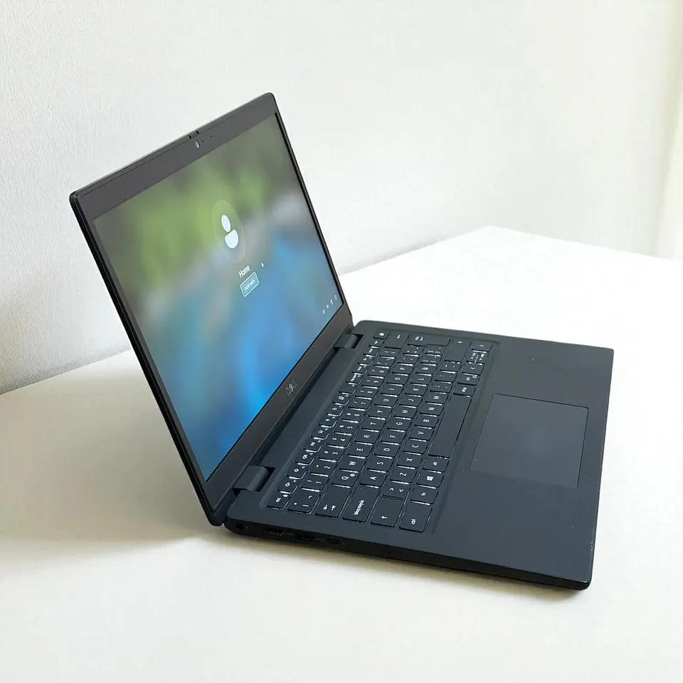 Dell latitude 3420 / i7-1165G7 / 16GB RAM / 1TB SSD / Pantalla 14 FHD 4