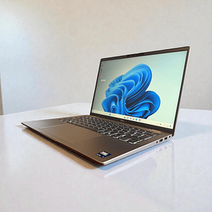 Dell latitude 7450 / Ultra 7 165U / 32GB RAM / 1TB SSD / Pantalla 14 FHD IPS