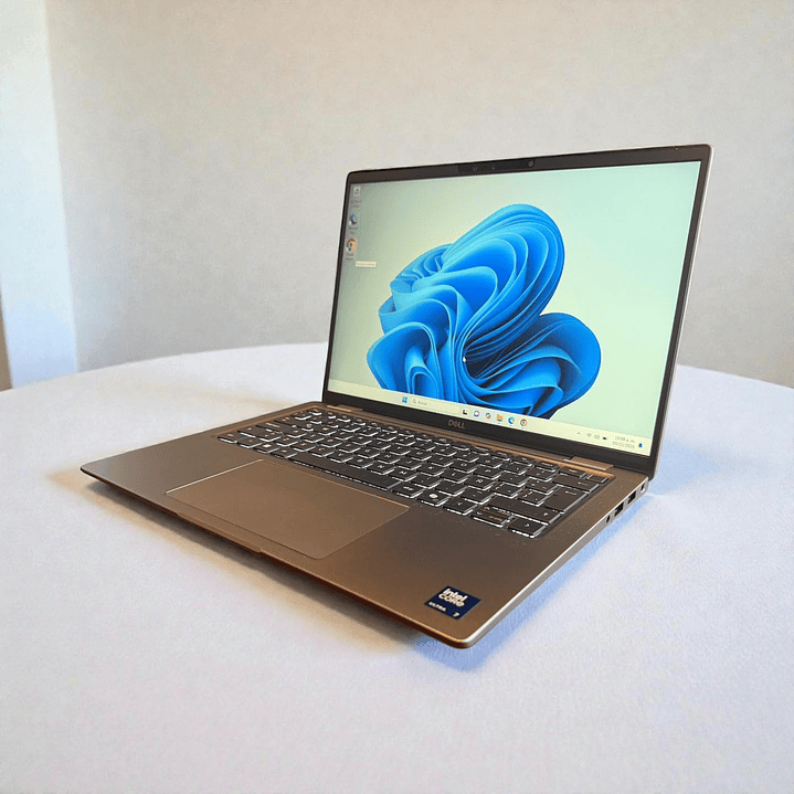 Dell latitude 7450 / Ultra 7 165U / 32GB RAM / 1TB SSD / Pantalla 14 FHD IPS 3