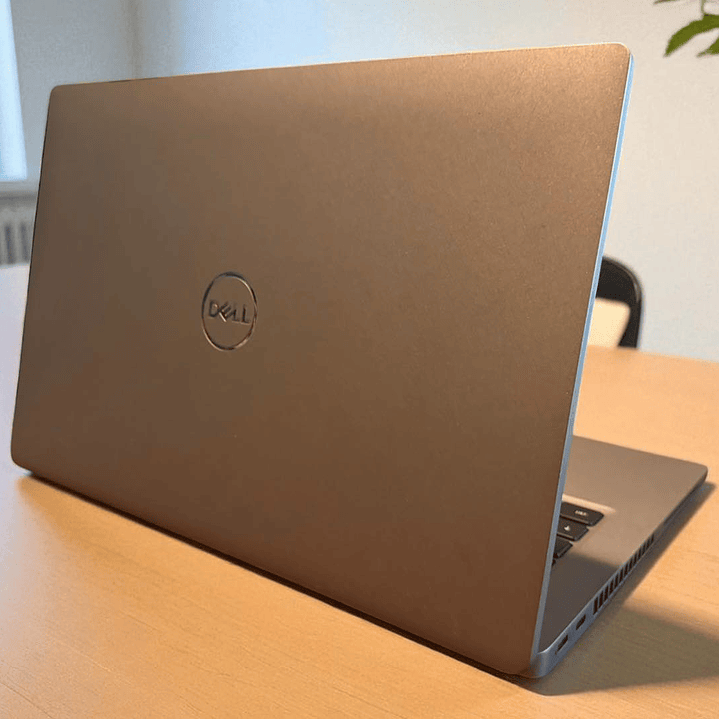 Dell latitude 5430 / i7-1265U / 32GB RAM / 512GB SSD / Pantalla 14 FHD IPS 2