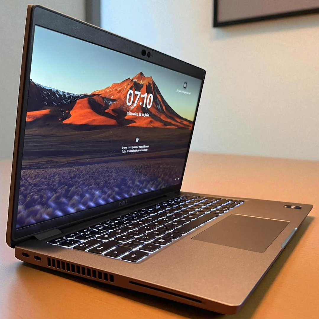 Dell latitude 5430 / i7-1265U / 32GB RAM / 512GB SSD / Pantalla 14 FHD IPS 3