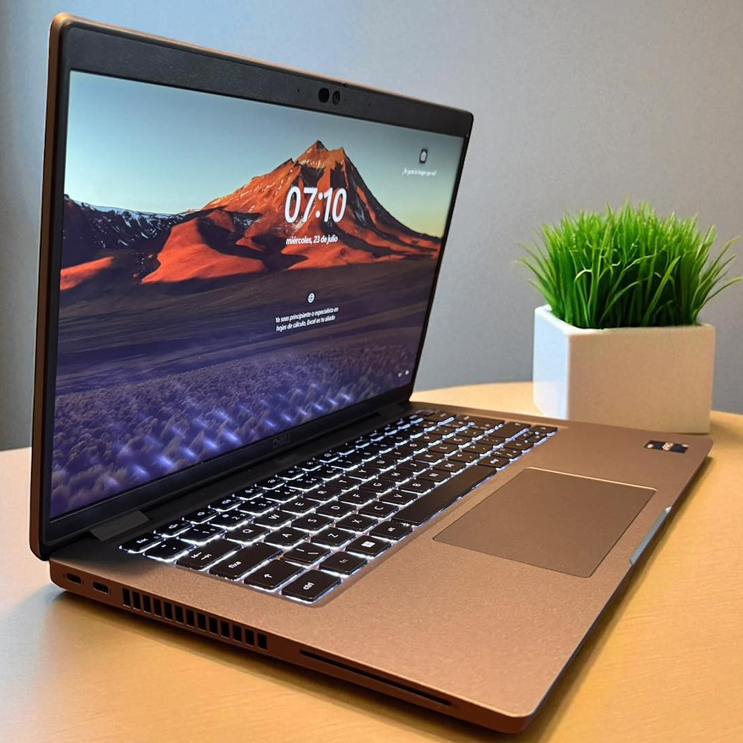 Dell latitude 5430 / i7-1265U / 32GB RAM / 512GB SSD / Pantalla 14 FHD IPS 7
