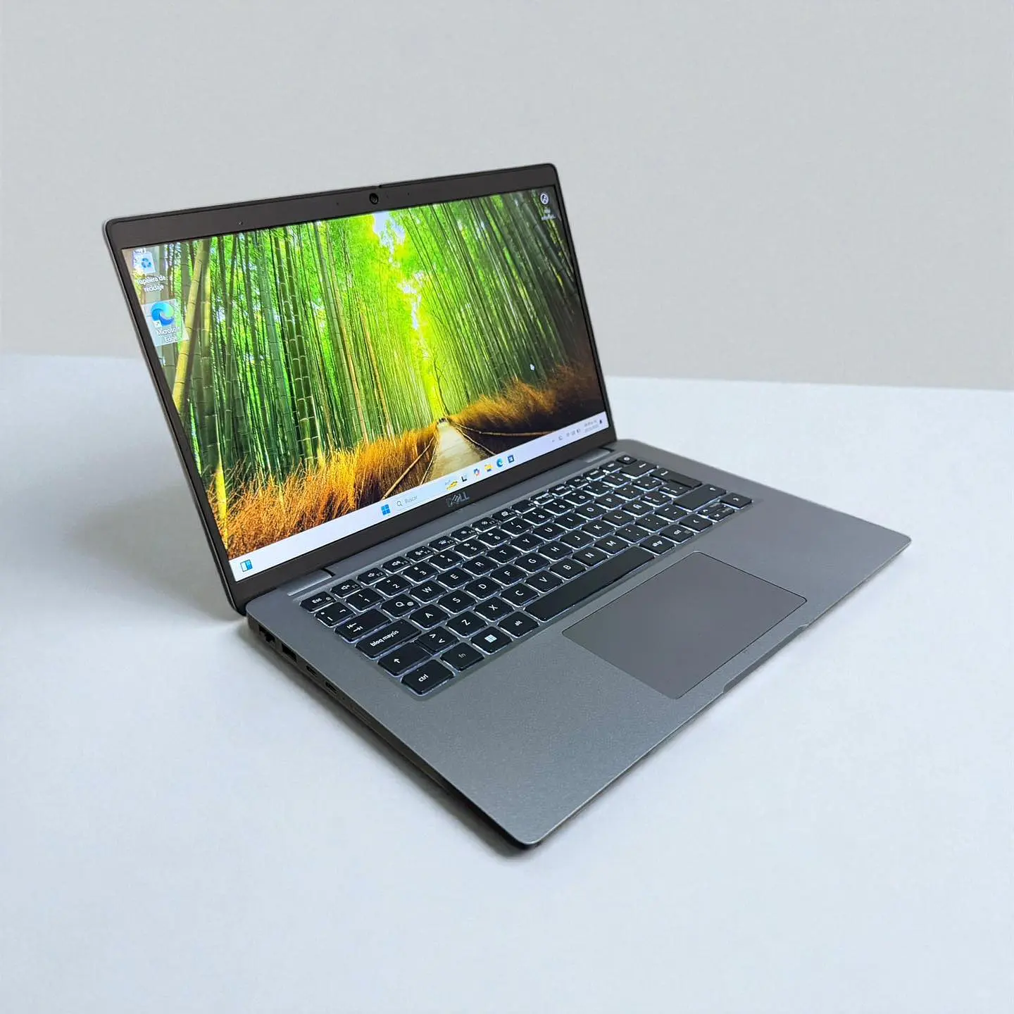 Dell latitude 5440 / i5-1335U / 16GB RAM / 512GB SSD / Pantalla 14 FHD  3