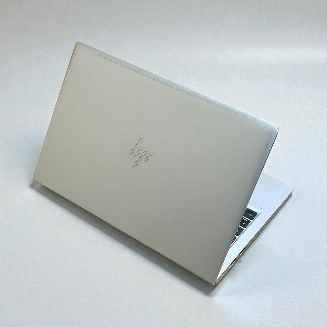 HP Elitebook 640 G9 / i7-1255U / 16GB RAM / 256GB SSD / Pantalla 14 FHD 3