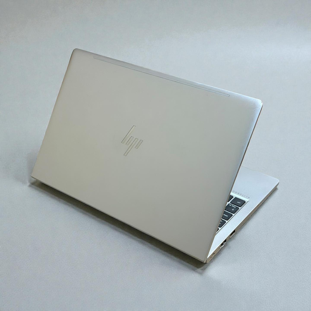 HP Elitebook 640 G9 / i7-1255U / 16GB RAM / 256GB SSD / Pantalla 14 FHD 5