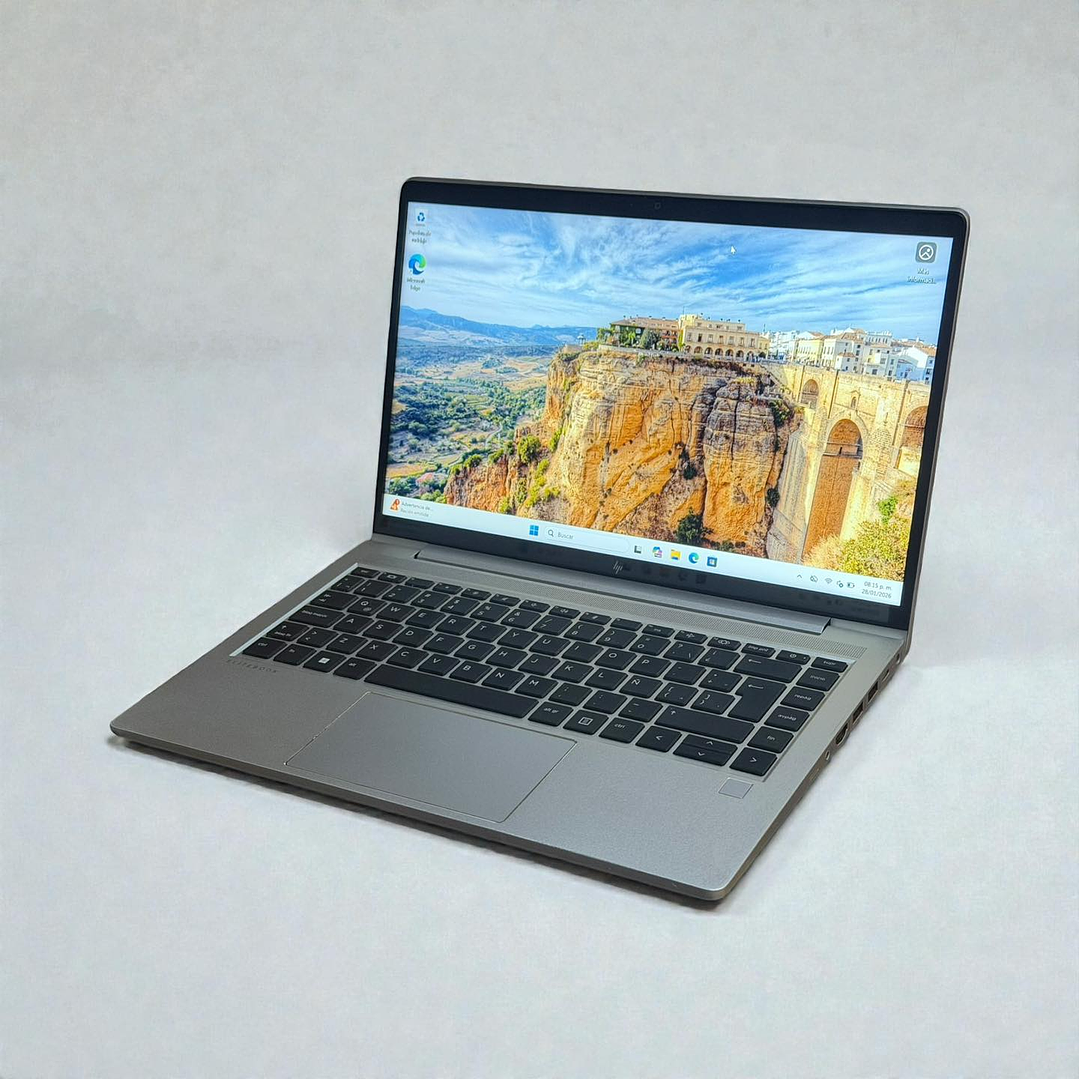 HP Elitebook 640 G9 / i7-1255U / 16GB RAM / 256GB SSD / Pantalla 14 FHD 6