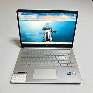 HP 14 DQ / i5-1235U / 512GB SSD / 8GB RAM / Pantalla 14 FHD