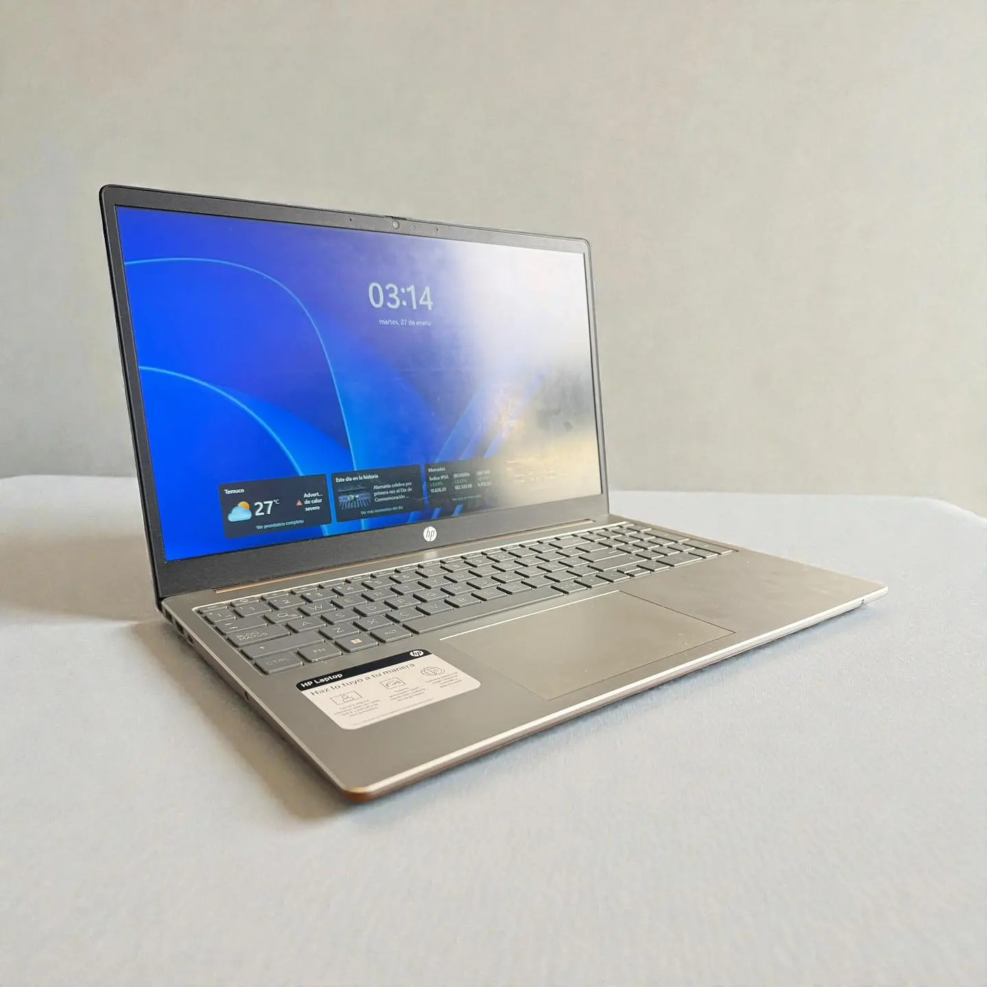 HP 15 FD009LA / Intel Core i3-N305 / 8GB RAM / 256GB SSD / Pantalla 15,6 FHD 3