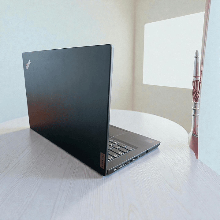 Thinkpad L14 Gen 1 / i7-1165G7 / 16GB RAM / 512GB SSD / Pantalla 14 FHD 2