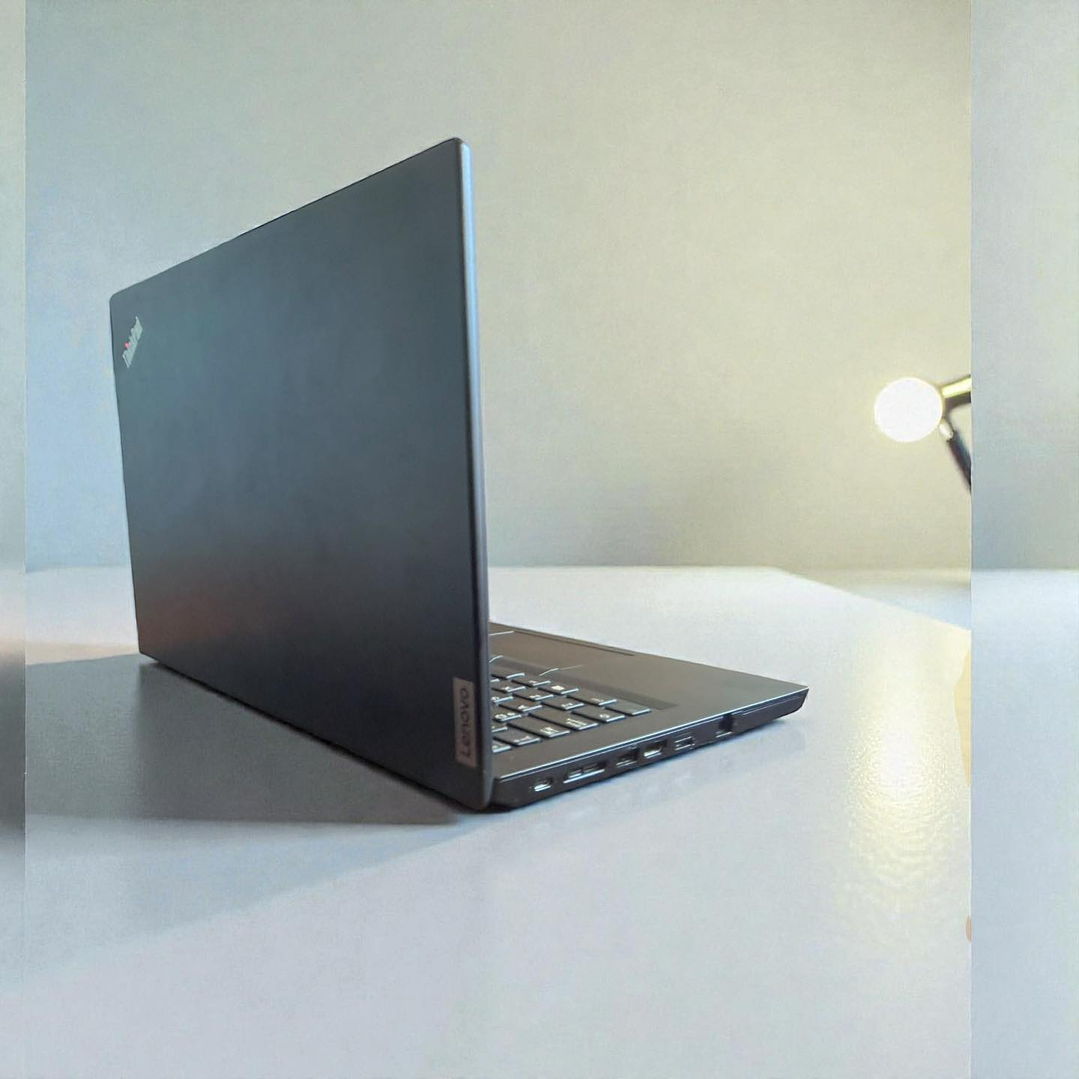 Thinkpad L14 Gen 1 / i7-1165G7 / 16GB RAM / 512GB SSD / Pantalla 14 FHD 3