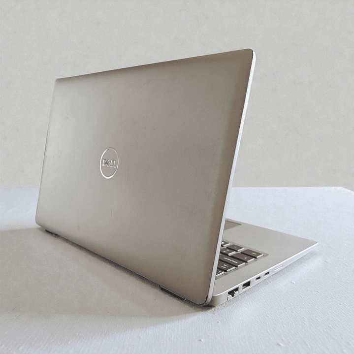 Dell latitude 5440 / i7-1355U / 16GB RAM / 256GB SSD / Pantalla 14 FHD 3