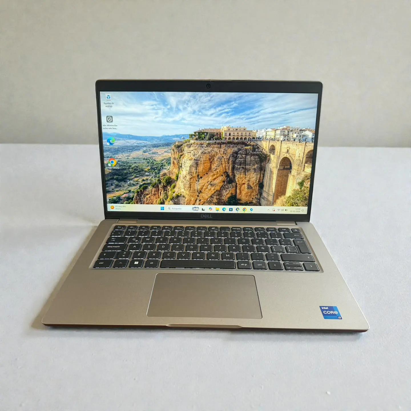 Dell latitude 5440 / i7-1355U / 16GB RAM / 256GB SSD / Pantalla 14 FHD 7